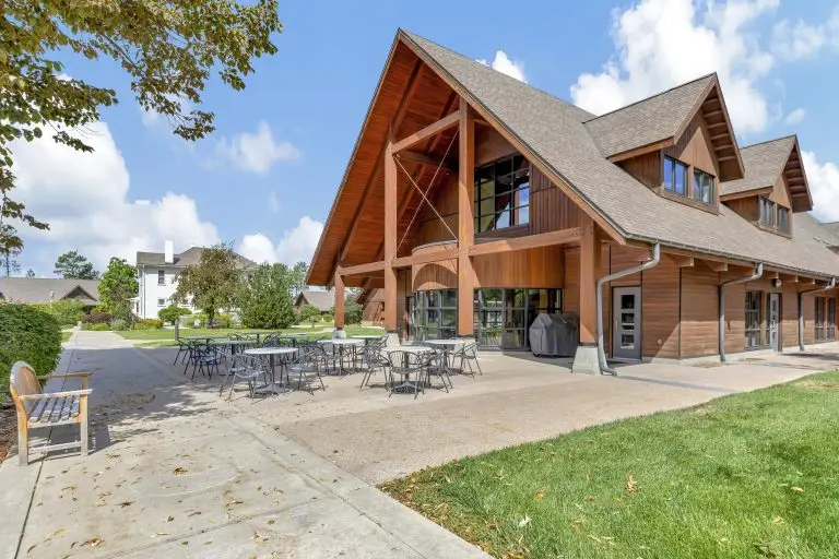 Cafeteria Seating area